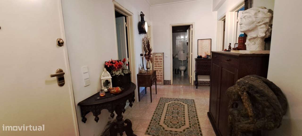 T3+1 | 110m2 | Av. 25 de Abril, Cacilhas | Com vista de Rio-6