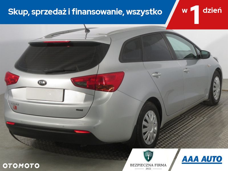 Kia Ceed - 6