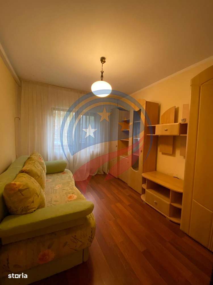 APARTAMENT 4 CAMERE SARARI DECOMANDAT - Imagine principală: 5/10