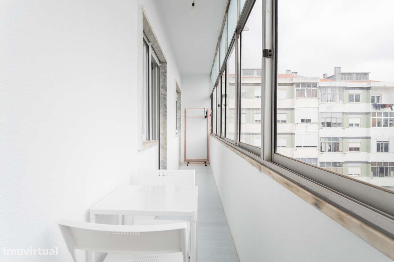 APARTAMENTO T2 EM MASSAMÁ-14