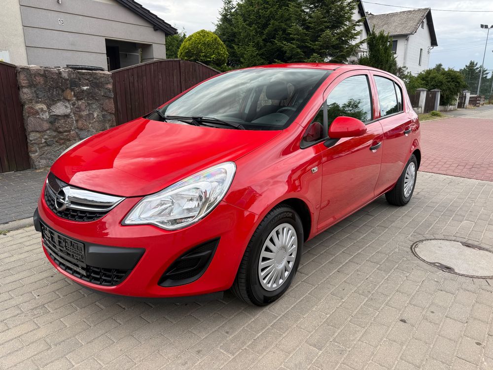 Opel Corsa D (2006-2014) 1.2 16V Color Edition 2013