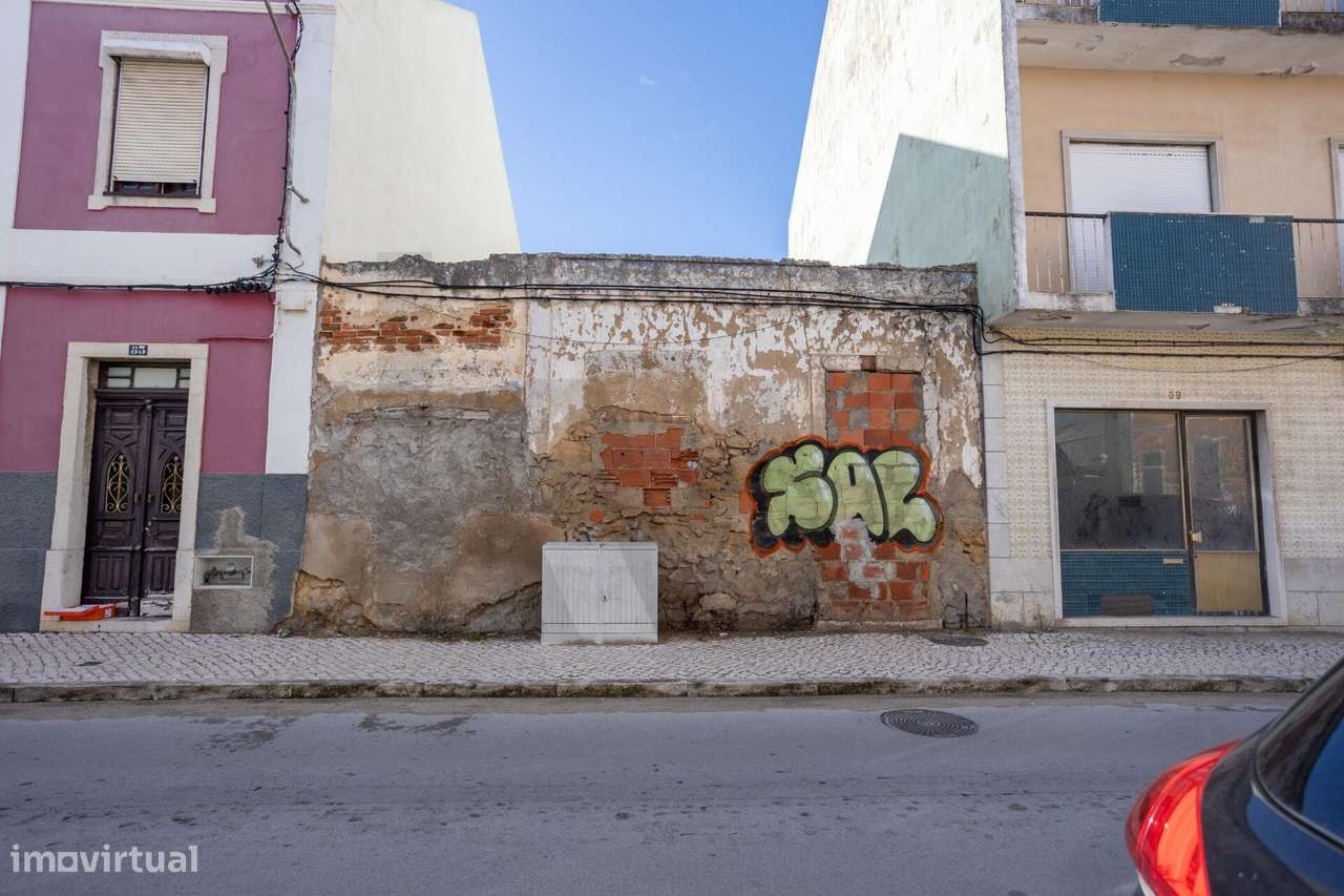 INVESTIMENTO ÚNICO EM SETÚBAL – ESTUDO PRÉVIO + LOCALIZAÇÃO PREMIUM +-0