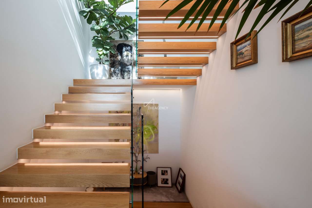 Moradia geminada T6 no Restelo - Grande imagem: 5/33