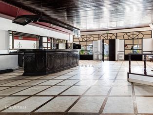 Restaurante / Espaço Comercial em zona Popular de Carvoeiro - Grande imagem: 5/25