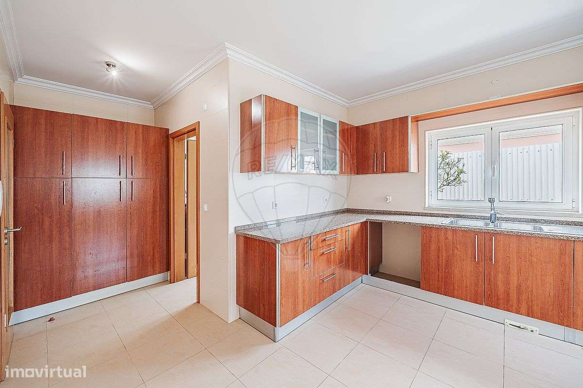 Moradia T4 para venda-15