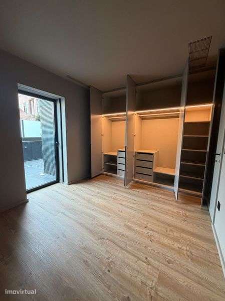 T1 com Terraço - Avenidas Novas - Grande imagem: 5/12