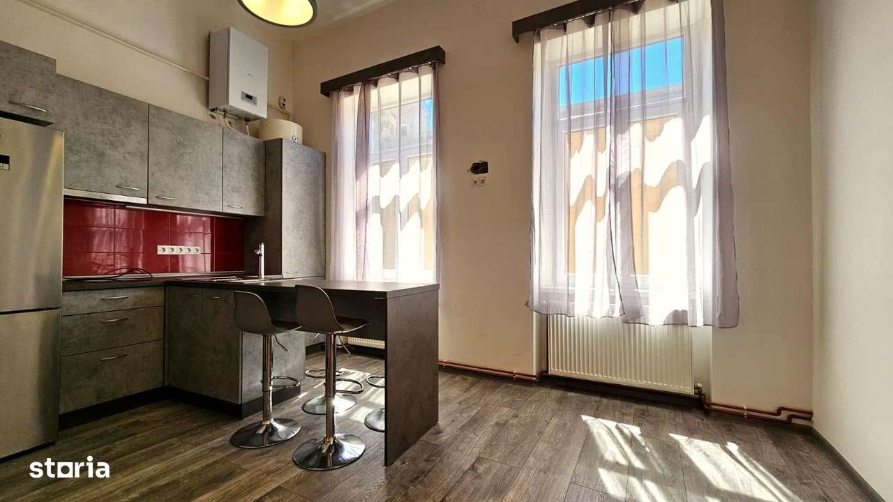 0 %comision Apartament cochet, etajul 1, sud, cladire istorica Central-13