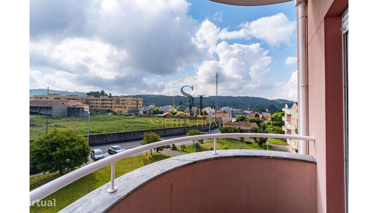T2 c/ pátio em Sta Mª Lamas-7