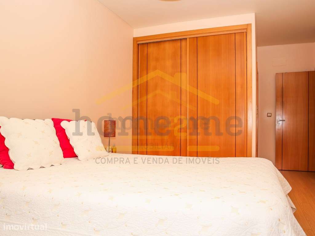 Fantástico Apartamento T3 com box e generosas áreas-20