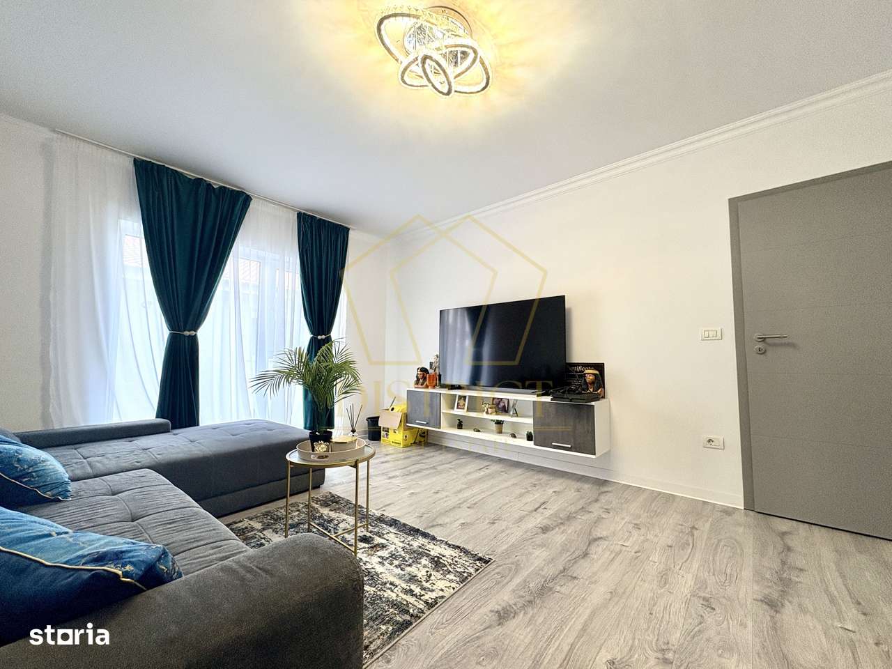 Apartament mobilat si utilat cu 2 camere si boxa | Giroc | Profi - Imagine principală: 2/10
