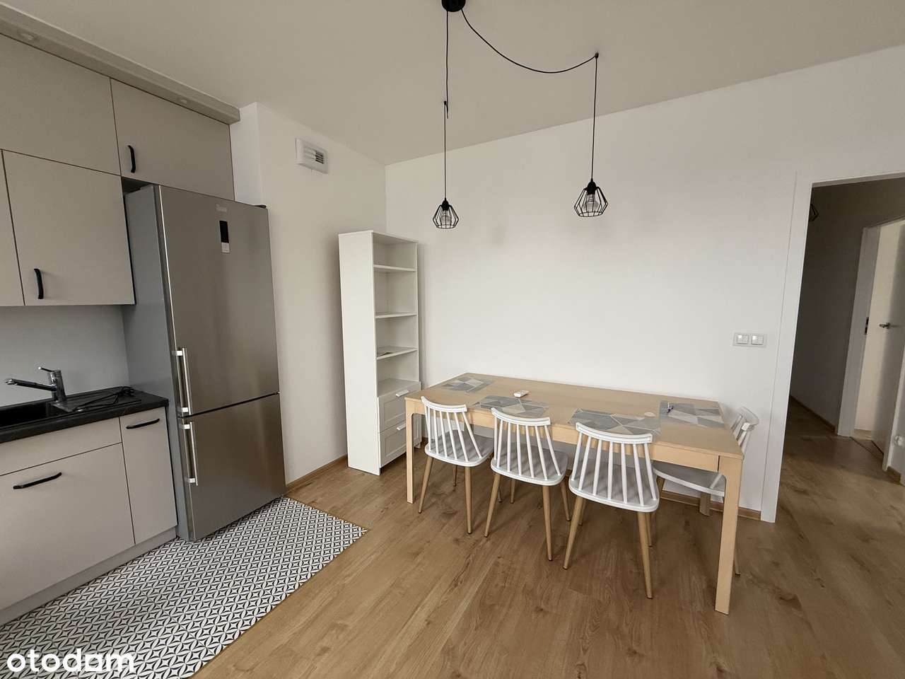 Atrakcyjne 3 pokojowe mieszkanie w Brwinowie, 1 km od PKP-2