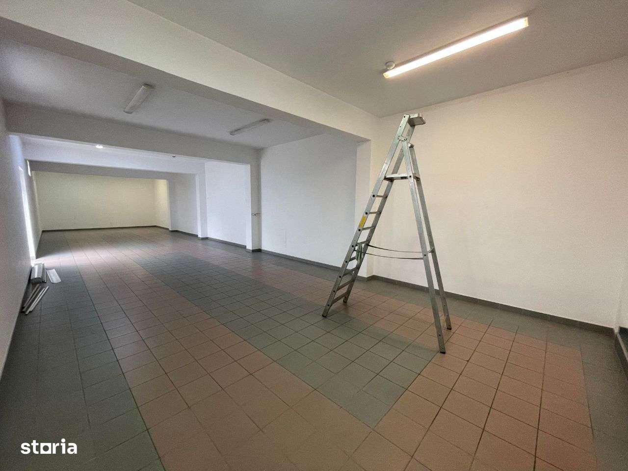 Chirie depozit / hala / spatiu comercial pe str. Gh. Baritiu - Imagine principală: 1/4