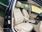 Volkswagen Passat Variant 2.0 TDI DSG BlueMotion Technology Highline - 20