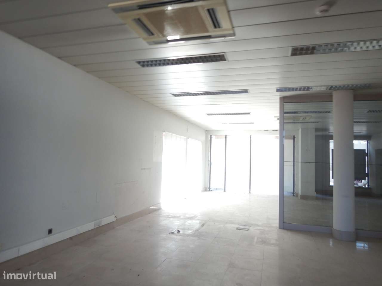 Imóvel Histórico de 1944 para Renovação-5