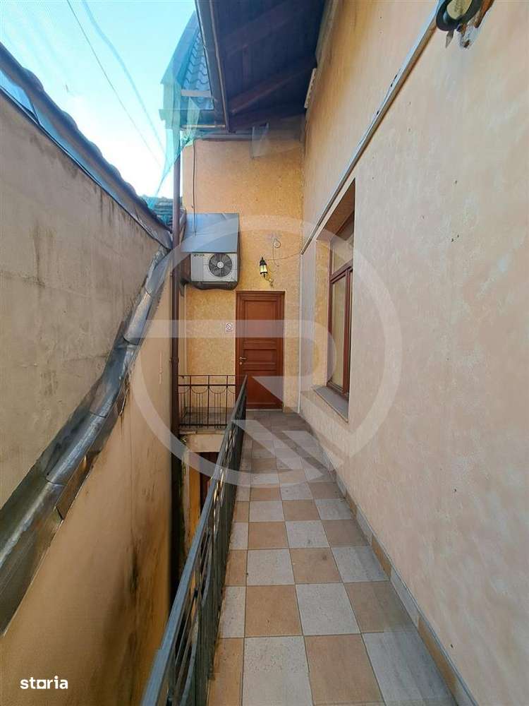 Cladire situata in zona Ultracentrala, S+P+E+M!-17