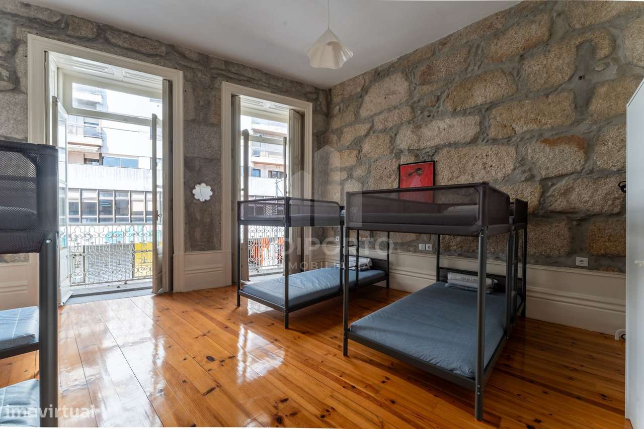 Prédio à venda Rua Santa Catarina - Residencial Estudantes/Projeto Apa-18