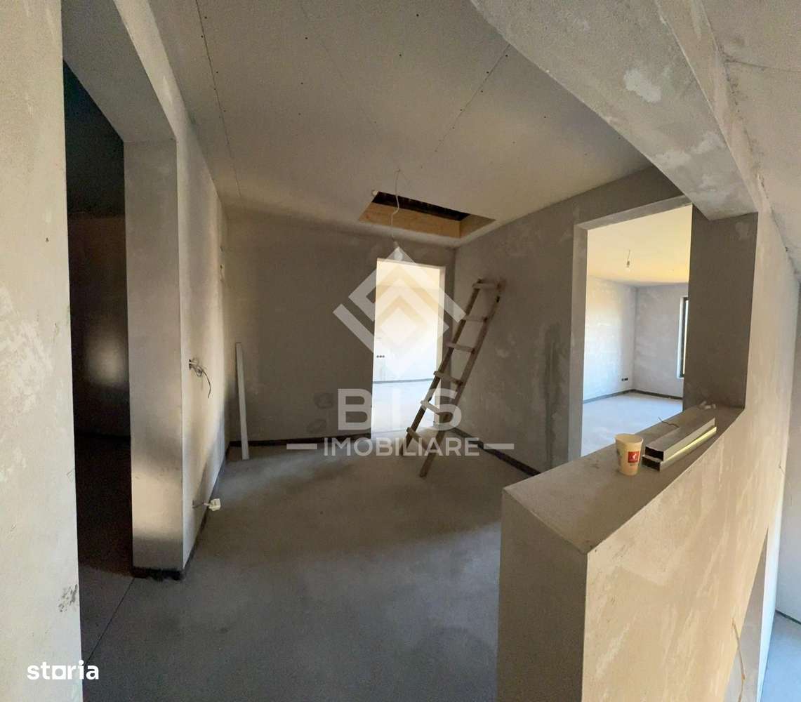 Casă 3 camere, 185mp, semifinisată, D+P+E-12