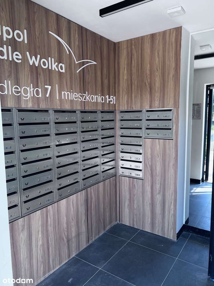 Gotowe do odbioru! Miejsce parkingowe GRATIS-3