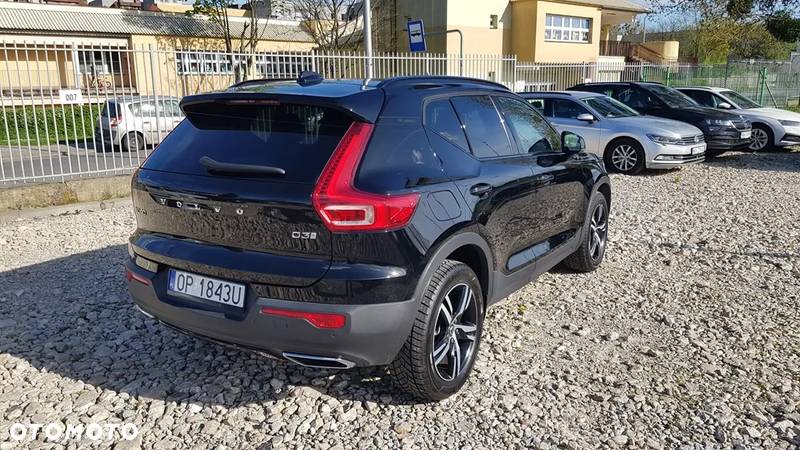 Volvo XC 40 D3 R-Design - 9