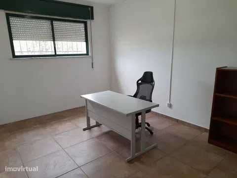 Moradias/espaços para Industria - Grande imagem: 5/12