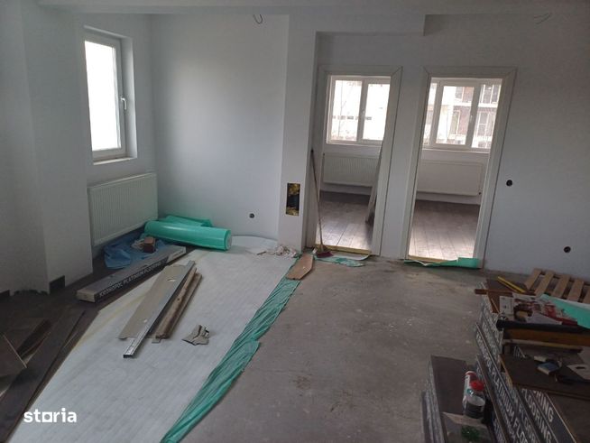 Vand apartament cu 3 camere Manastur-0