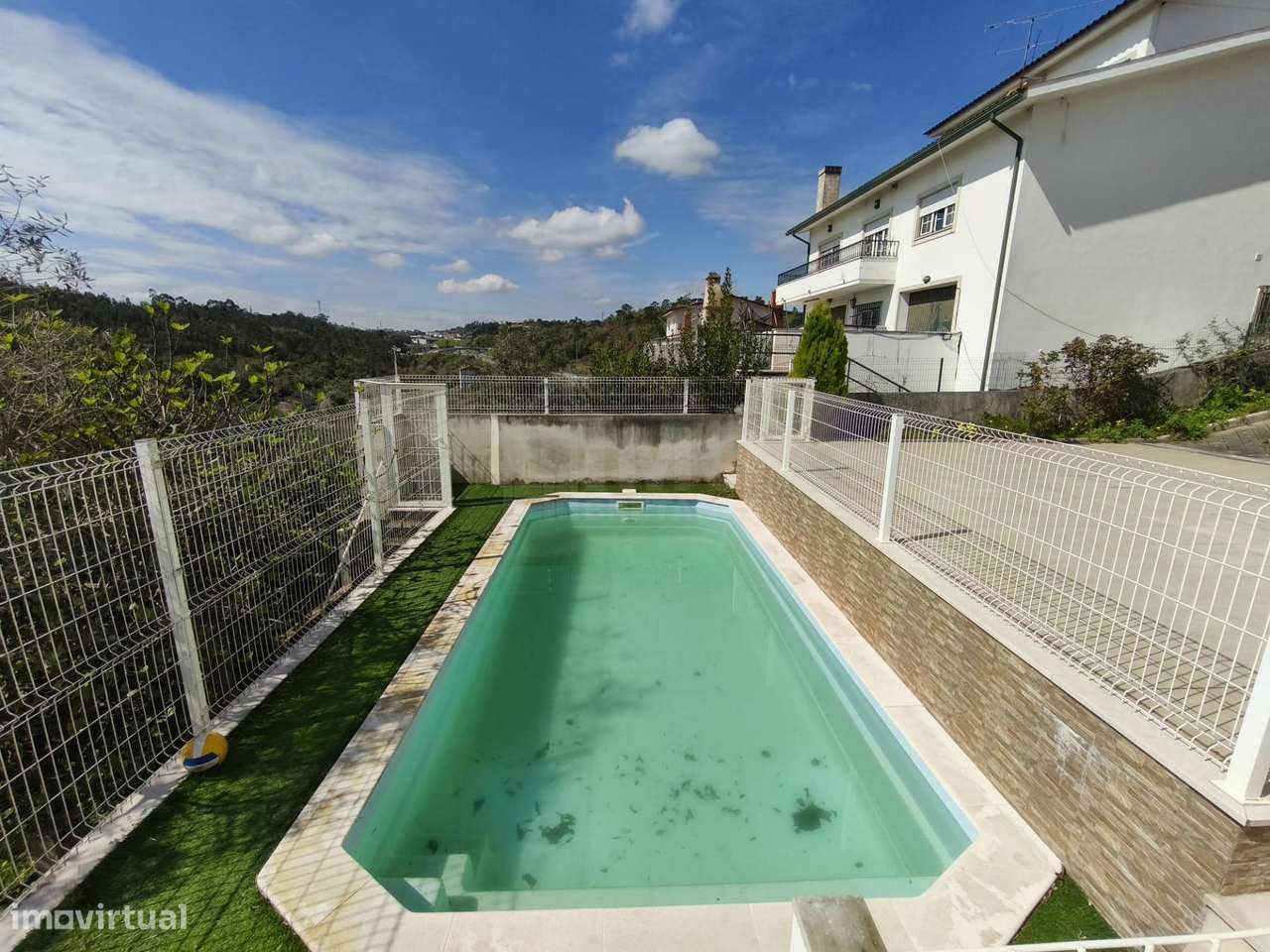 Moradia T6+3 c/ Piscina e Garagem - Coimbra-23