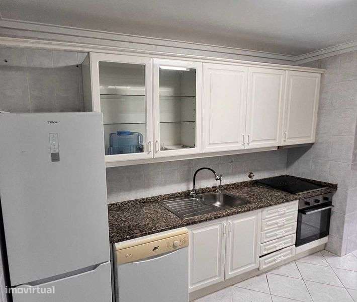 Apartamento T2 Valadares (2wc - mobilado) - Grande imagem: 5/12