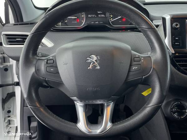 Peugeot 208 1.2 PureTech Style - 14