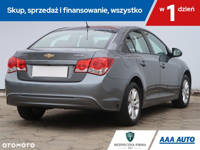 Chevrolet Cruze - 6