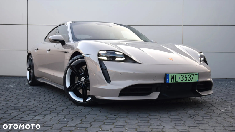 Porsche Taycan Turbo - 1