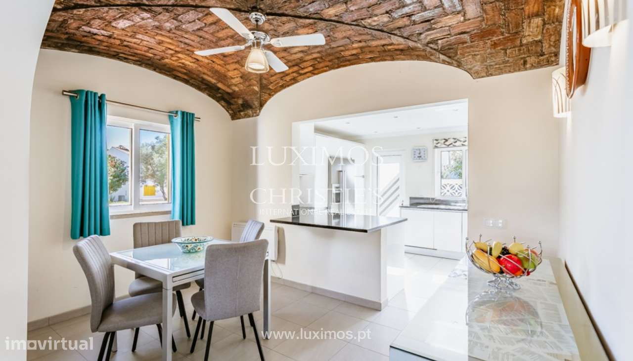 Moradia V3, em condomínio, à venda, no Triângulo Dourado, Algarve - Grande imagem: 3/26