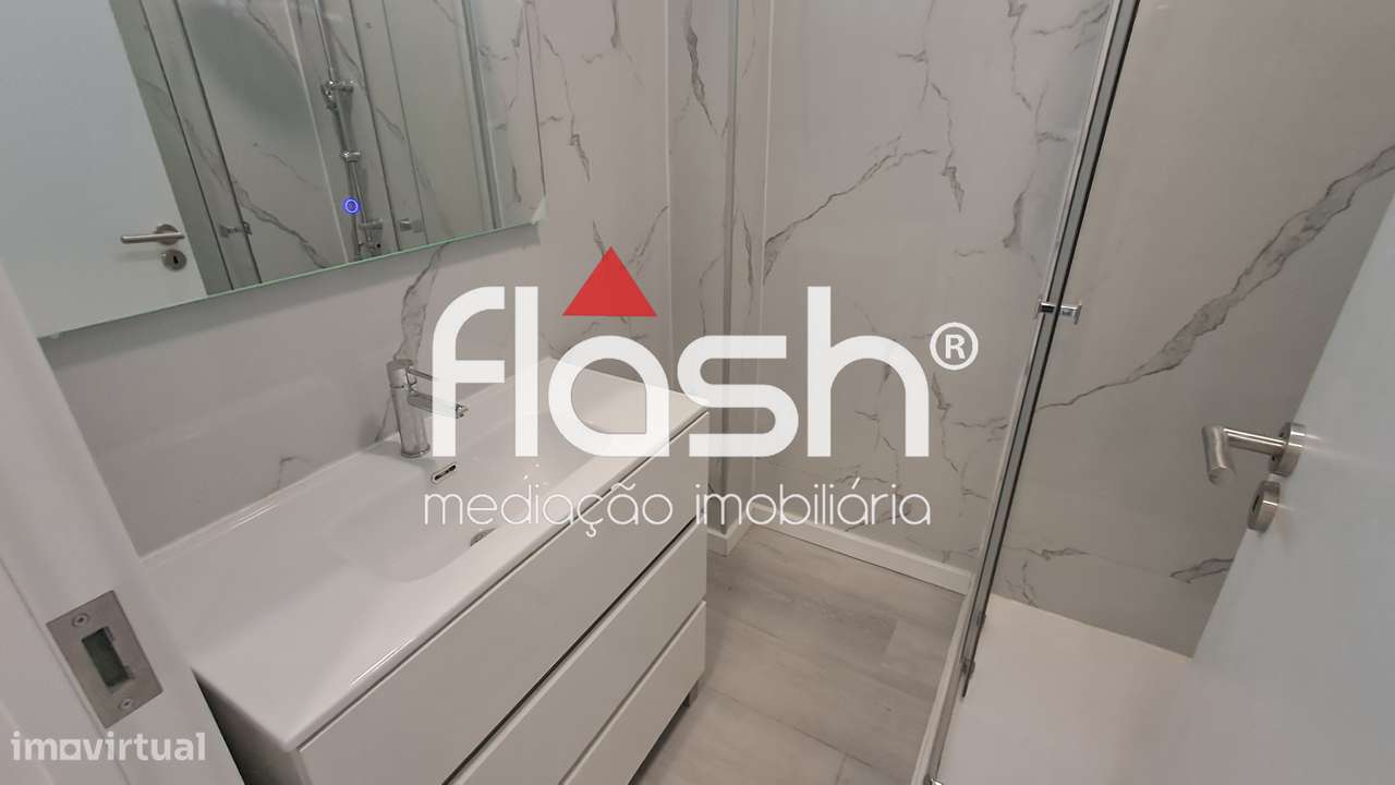 T1 Remodelado no centro da Amadora-15