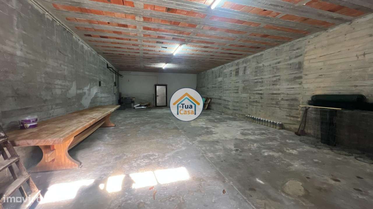 Quinta de 21.860m2 Murada com 3 Entradas, Potencial para Moradia ou Lo - Grande imagem: 5/39