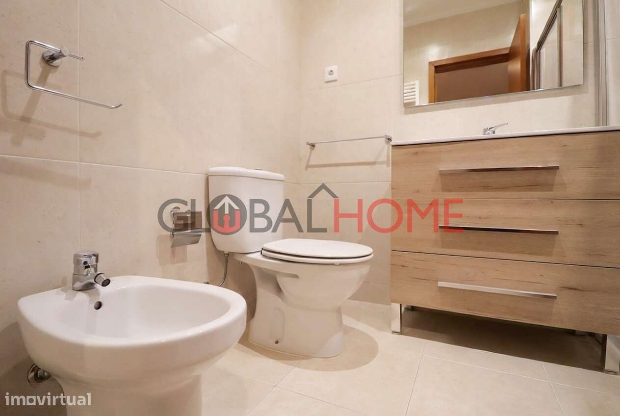 Duplex T2+1 com vista mar em Canidelo-49