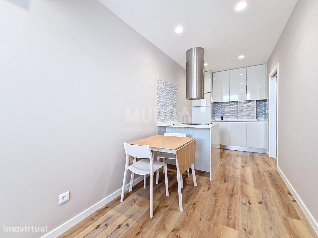 Apartamento Moderno no Centro da Cidade  – Totalmente Renovado e Pront - Grande imagem: 1/8
