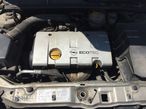 Dezmembrez Opel Vectra C 1.6 benzina - 8