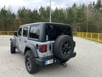 Jeep Wrangler - 8