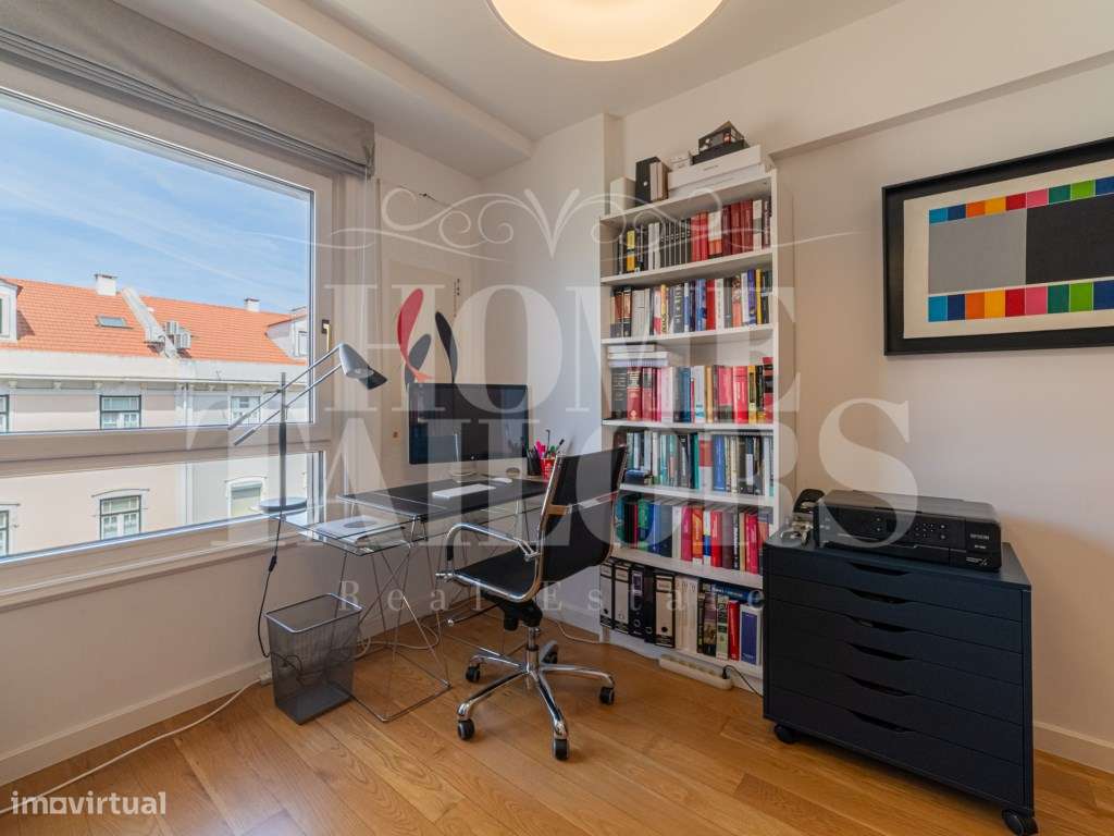 T2 em Campo de Ourique com BOX para 2 viaturas-10