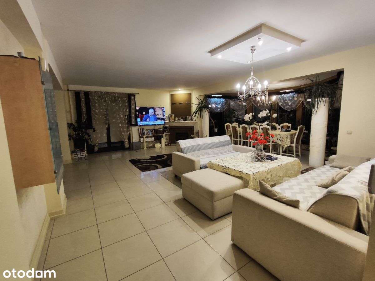 Nowoczesny dom z pięknym ogrodem - Pełny obrazek: 4/20