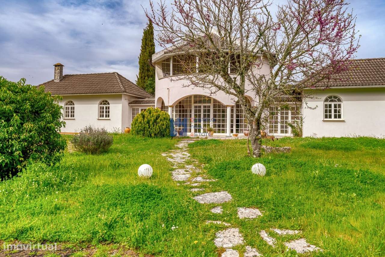 Moradia  T3 com terreno em Fátima no lugar de Boleiros-6