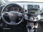 Toyota RAV4 2.2 D-4D 4x4 Comfort - 31