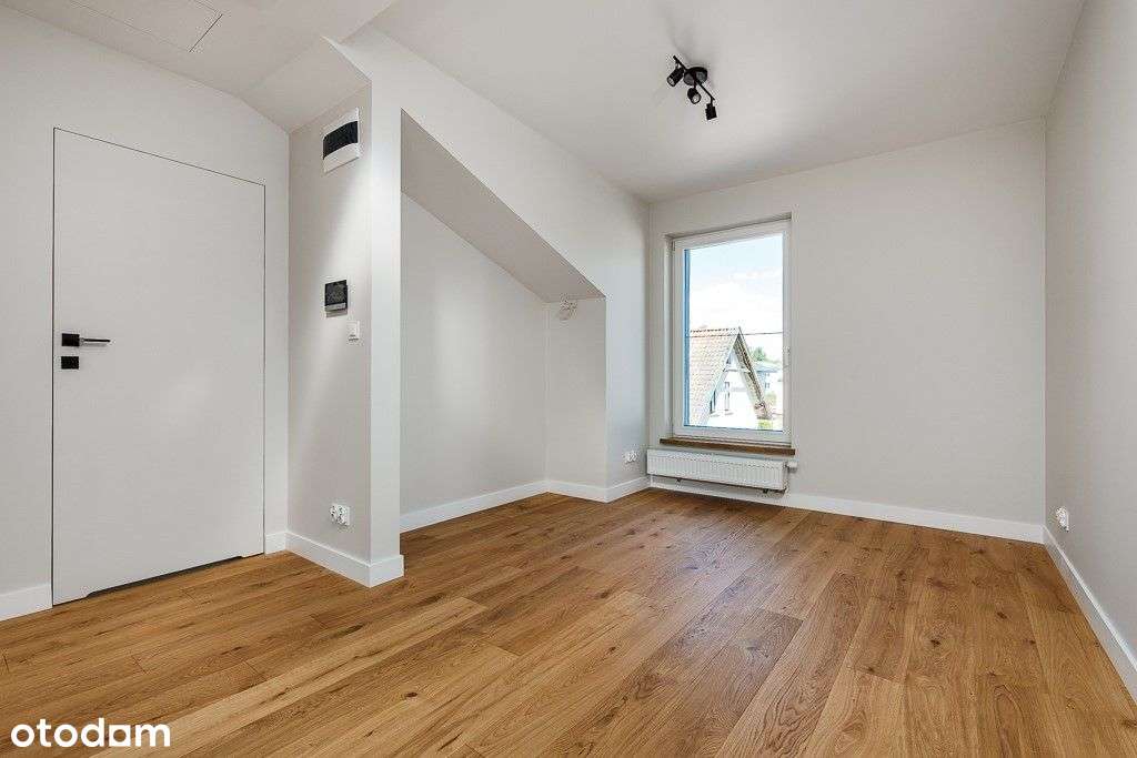 Nowy budynek podzielony na dwa apartamenty-19