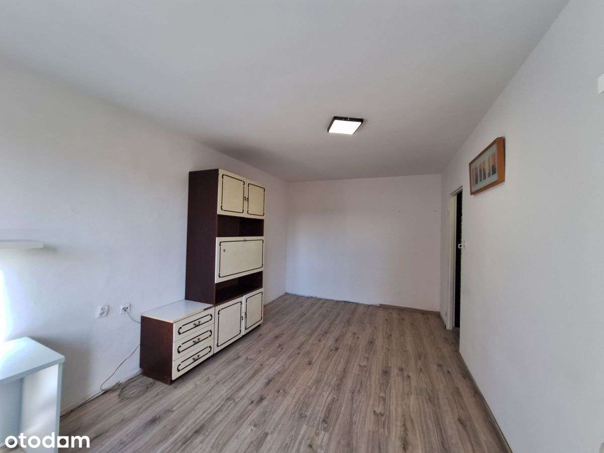 Kozłówka, 2 pokoje, jasna kuchnia-1