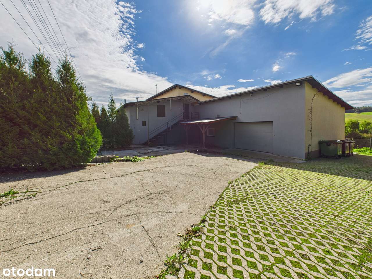 Hala produkcyjno–magazynowa z komfortowym mieszkaniem na piętrze-15