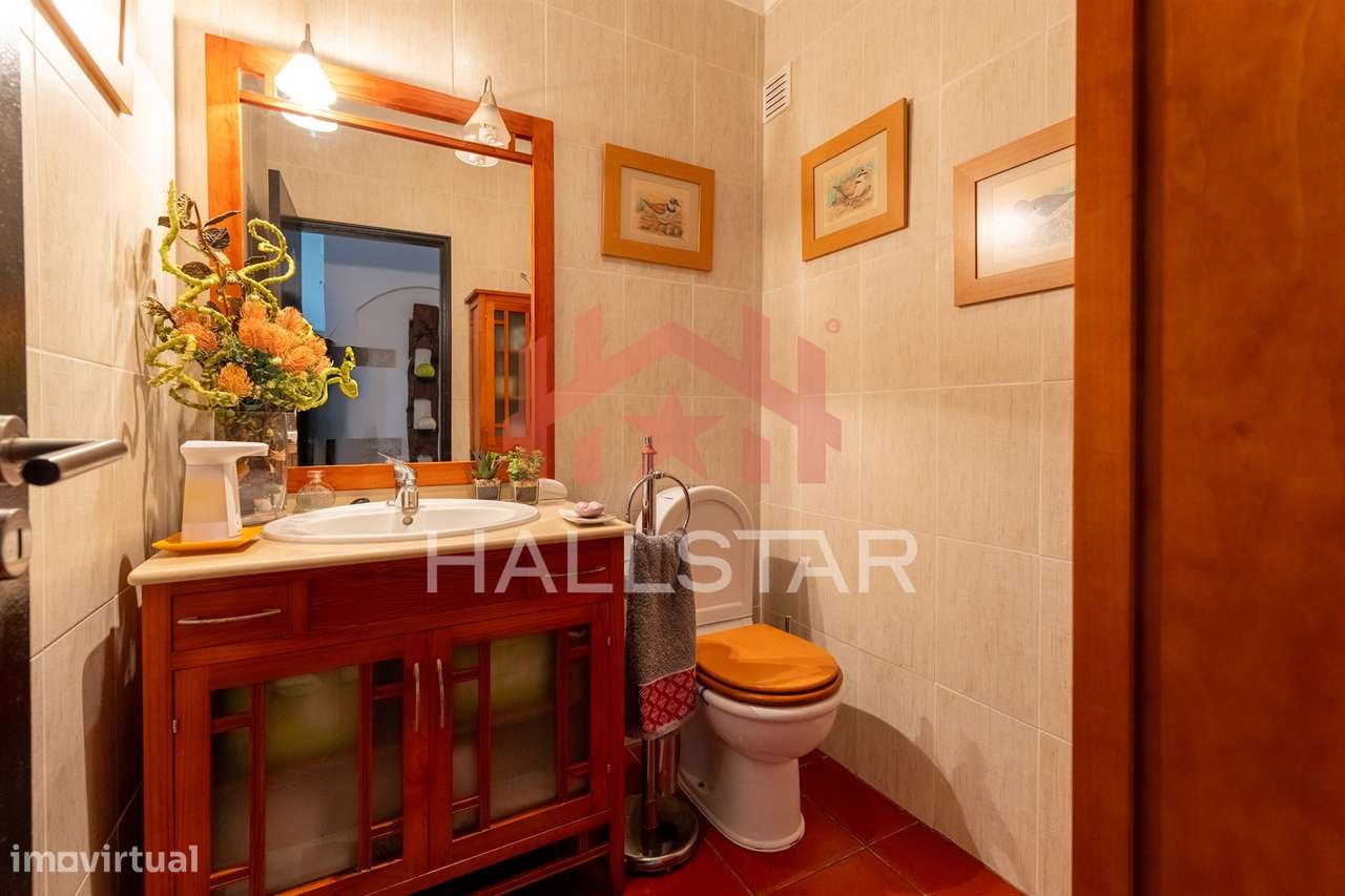 Apartamento T3 / Cozinha Equipada e Terraço / Nazaré-7