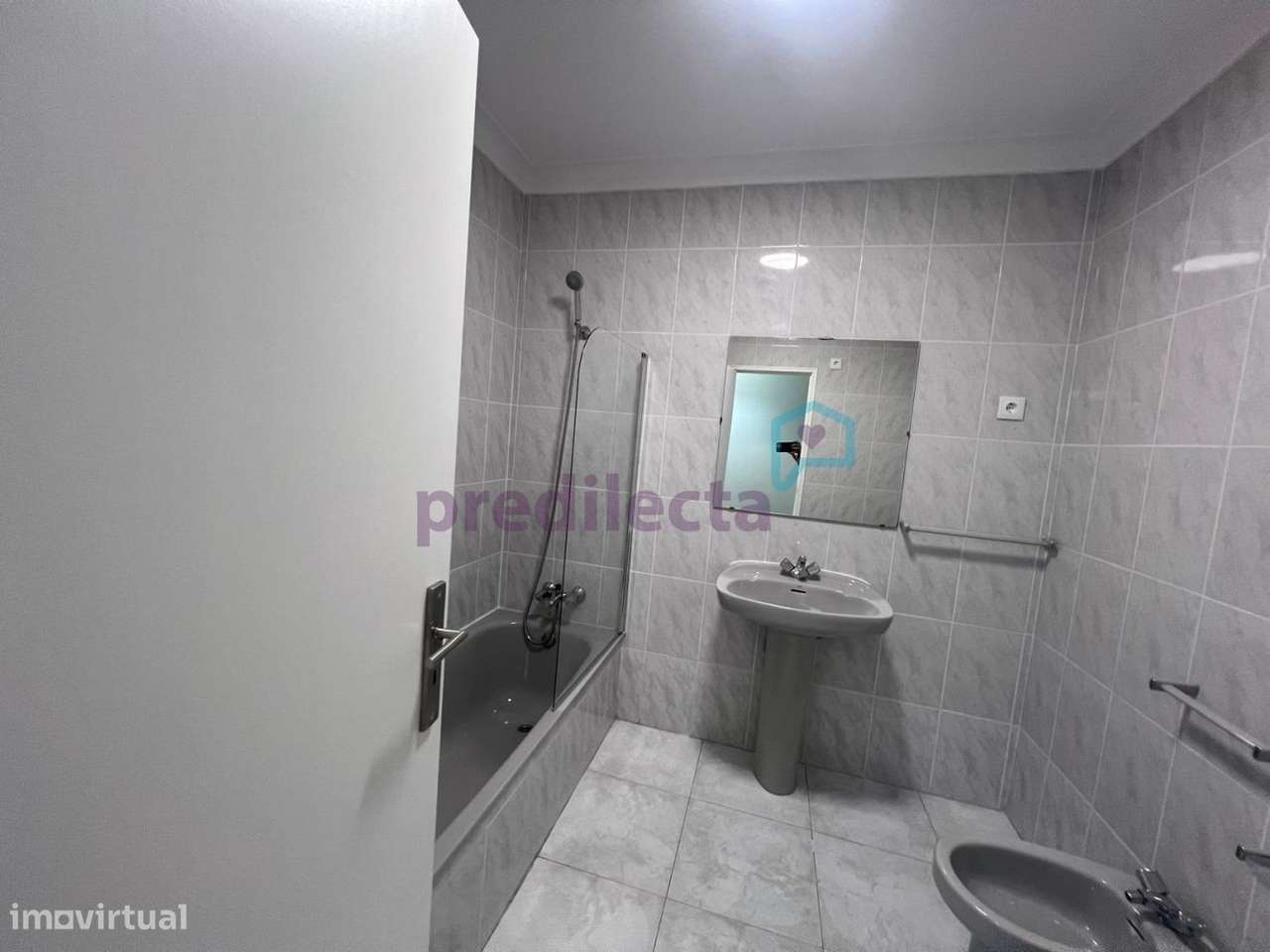 REF3982 - T1+1 Trav. Areosa - CJDI, H. S. João-18