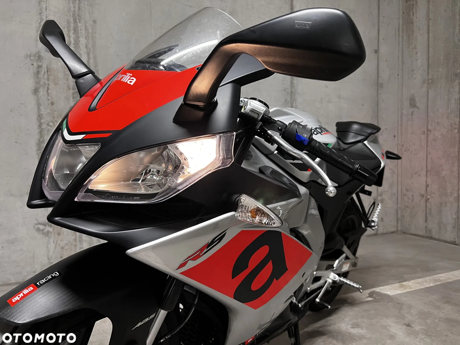 Aprilia RS - 8