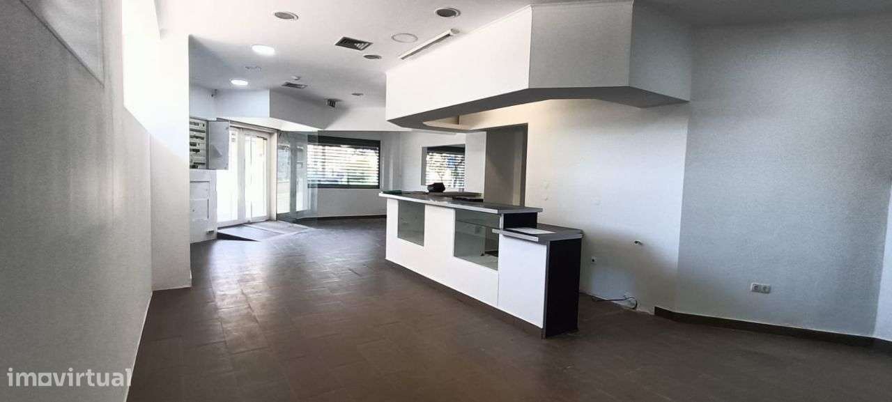 Loja bem localizada! Oportunidade de negócio - Grande imagem: 1/9