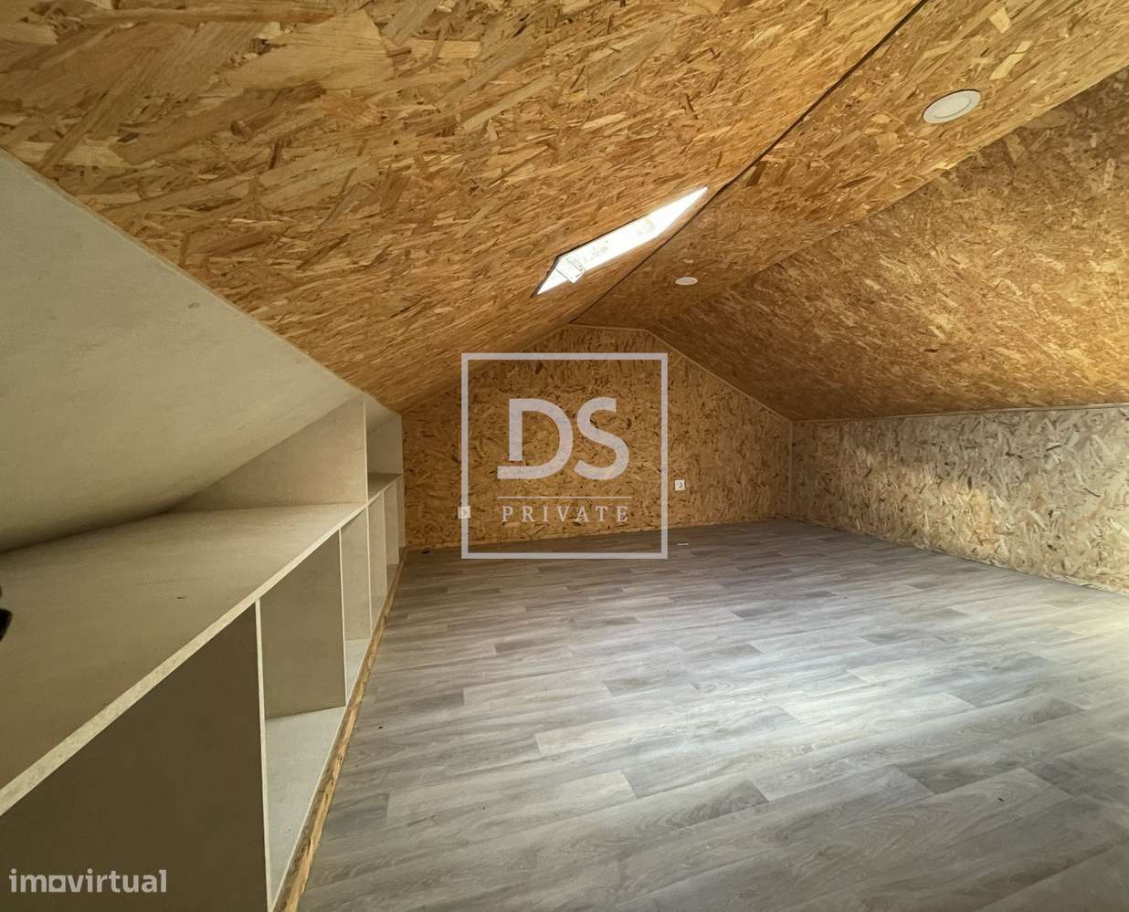 Moradia T2 com Jardim e Terraço: O Refúgio Perfeito em Ramalde (Com Re-19