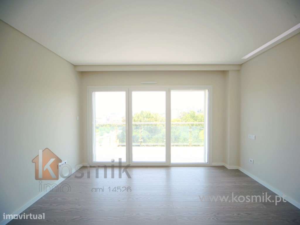 T3 SOLVILLAS :: ODIVELAS :: LISBOA :: NOVO : Equipado : Churrasquei...-32